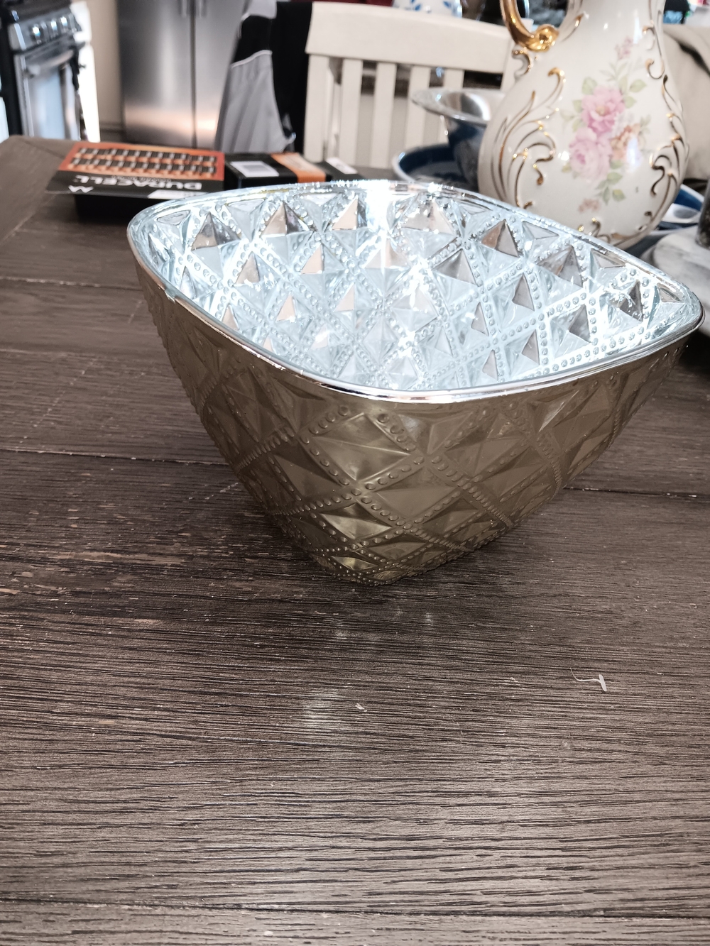 Metallic Textured Bowl - Silver Interior and Gold Exterior